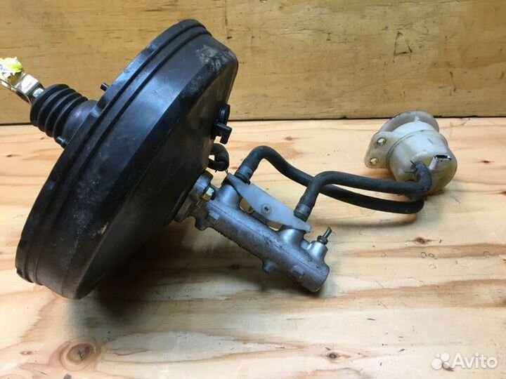 Главный тормозной цилиндр Mitsubishi Dingo CQ2A