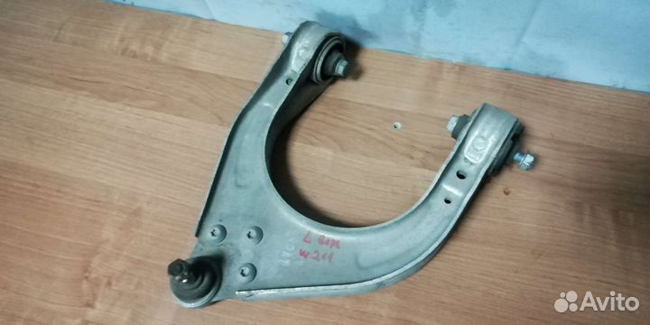 Рычаг верхний передний на Mercedes W 211