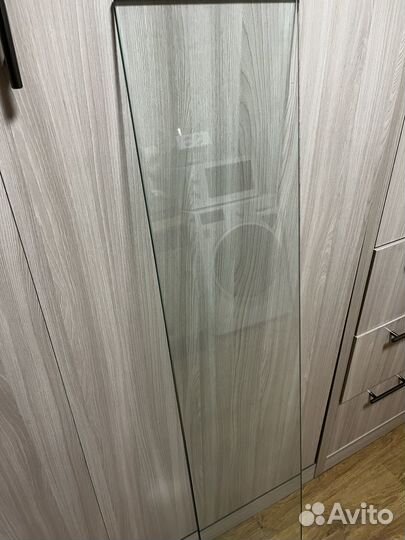 Полка стеклянная 140*25*1,0 см