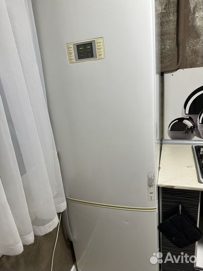 Холодильник бу LG