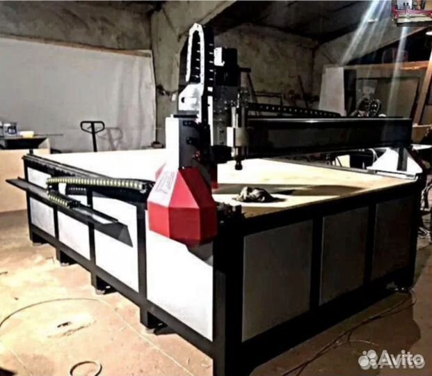 Станок по дереву и двп в кредит