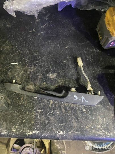 Задняя левая ручка ваз 2114