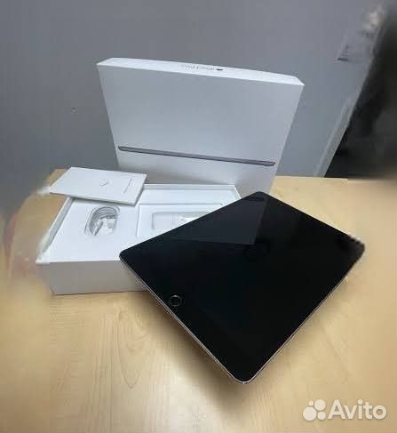 Планшет Apple iPad Pro 9,7 32GB WI-FI (A1674)