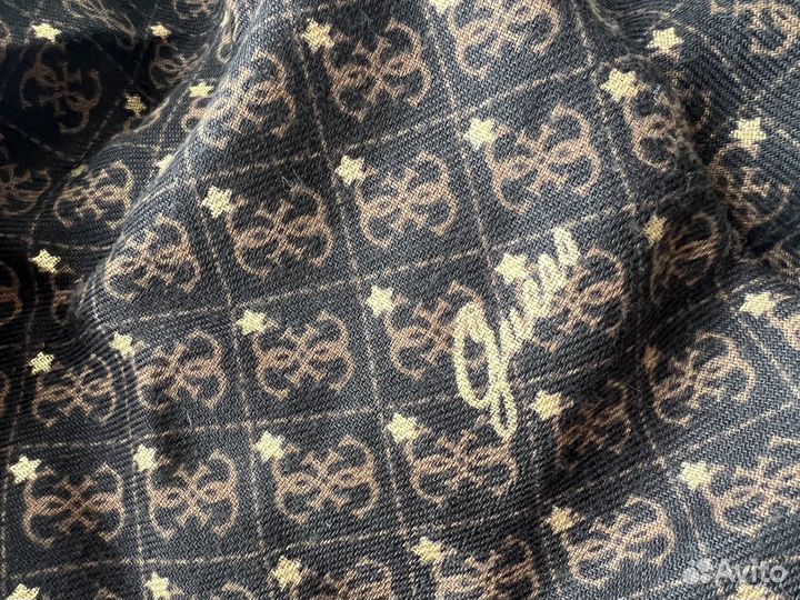 Шарф палантин Guess
