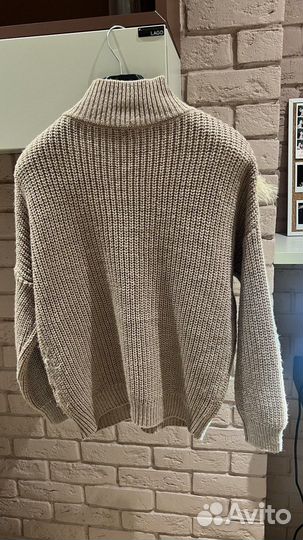 Свитер с перьями t-skirt