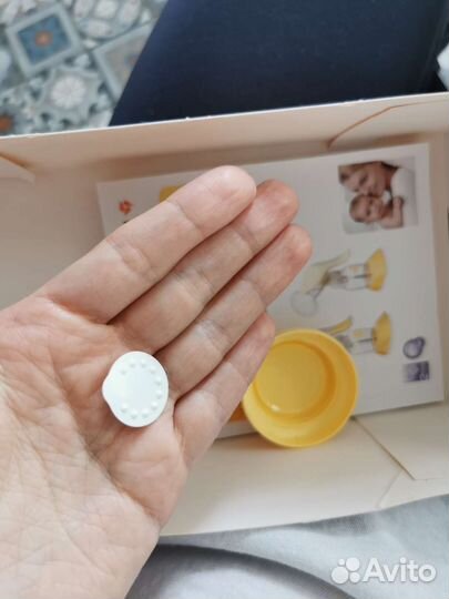 Молокоотсос medela ручной