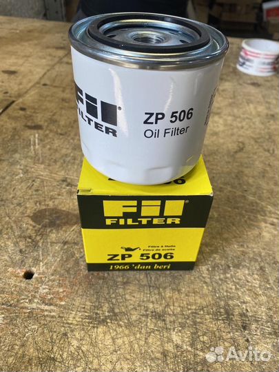 Фильтр масляный Fil Filter ZP506