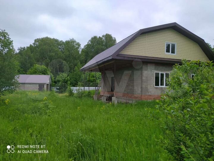 Дом 220 м² на участке 18 сот.