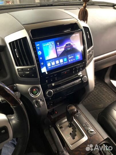 Магнитола Toyota Land Cruiser 200 Teyes CC2L