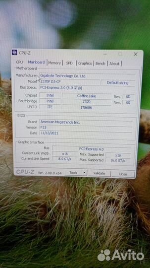 Материнская плата с процессором и памятью