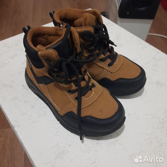 Ботинки 28размер демисезонные