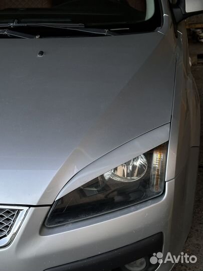 Ресничка на фару ford focus 2 дорест