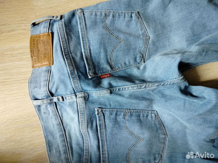 Джинсы женские levis