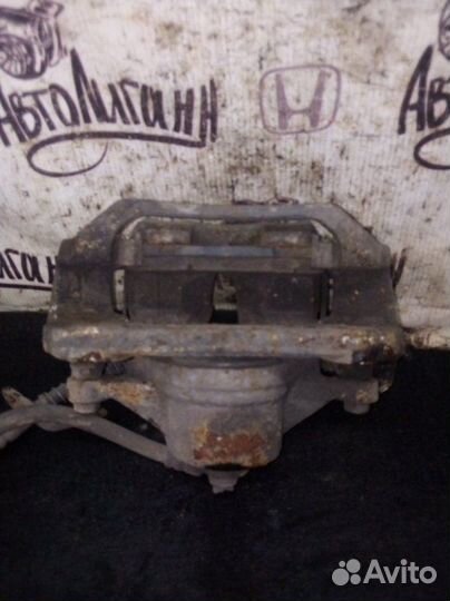 Суппорт передний левый Kia Ceed хэтчбек G4FC 2008