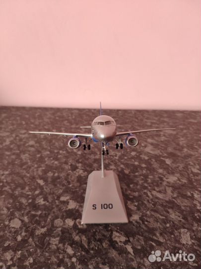 Модель самолета