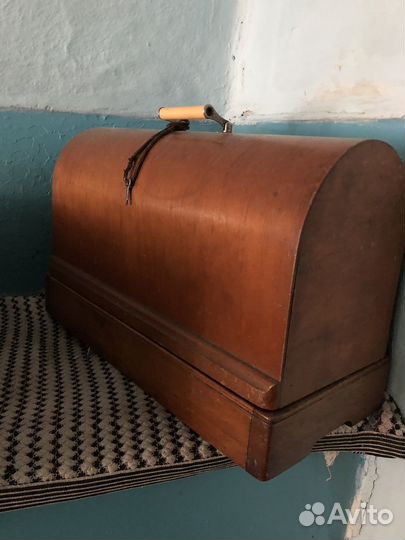 Швейная машина Подольск ручная