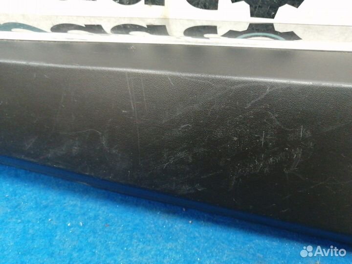 Накладка на дверь передняя левая 80871-9UA0A