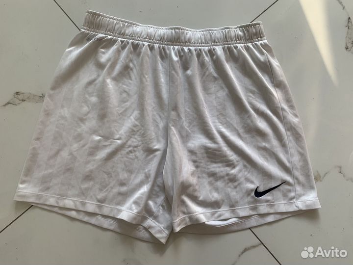 Шорты Nike