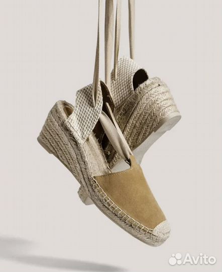 Эспадрильи на танкетке Oysho