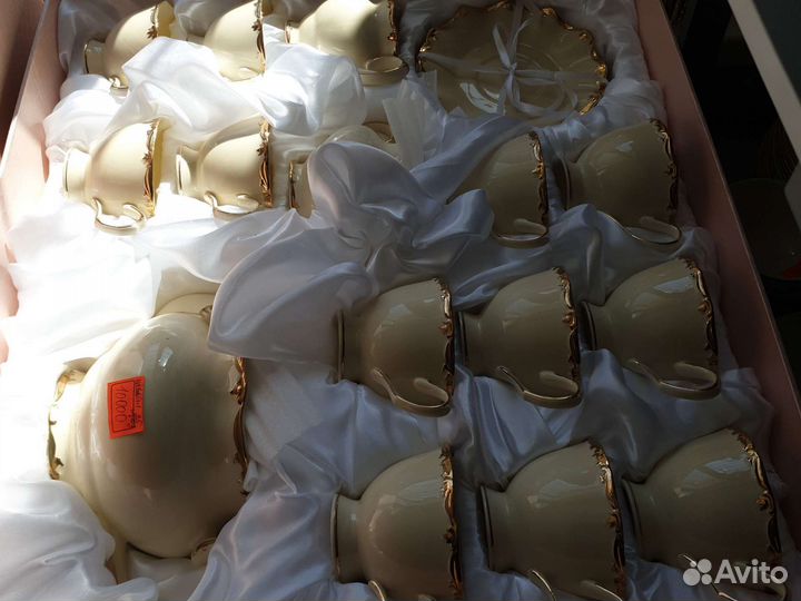 Чайно столовый сервиз на 12 персон