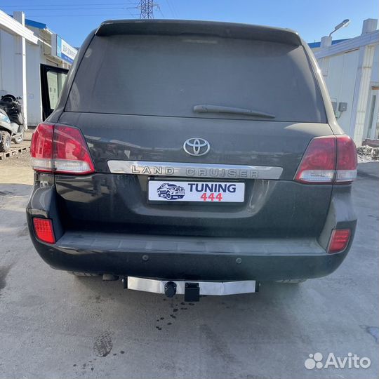 Фаркоп toyota LC 200 съемный квадрат