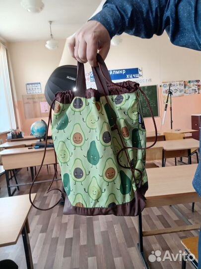 Сумка для стенки, с книжками