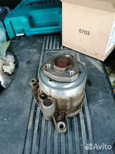 Водяная помпа шкода йети