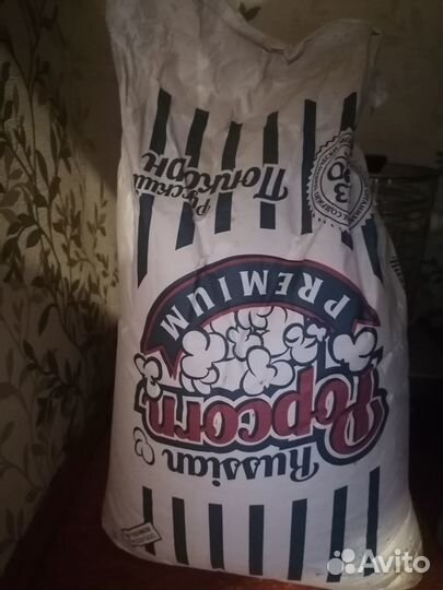 Аппарат для приготовления попкорна и материалы