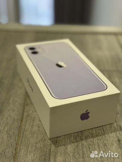 iPhone 11, 64 ГБ