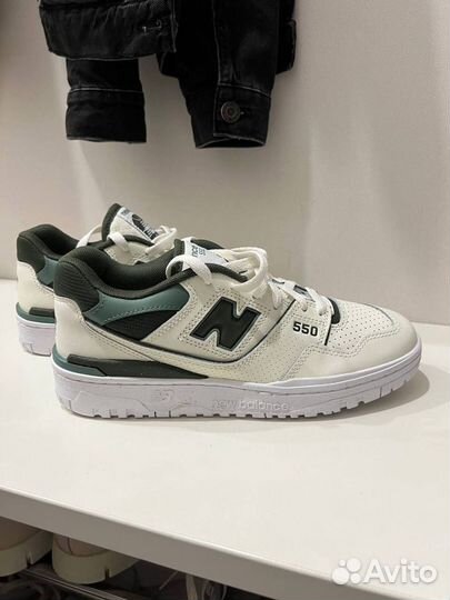 Кроссовки new balance 550 UK7