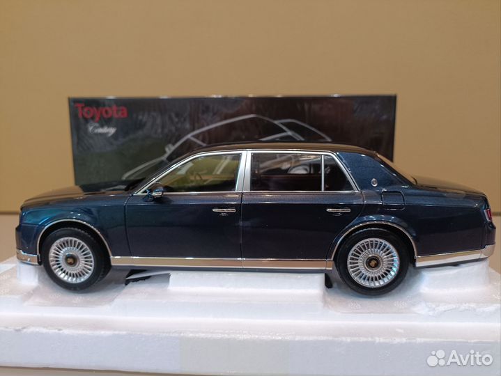 Toyota Century III (G60) 18-23г. Синий 1:18