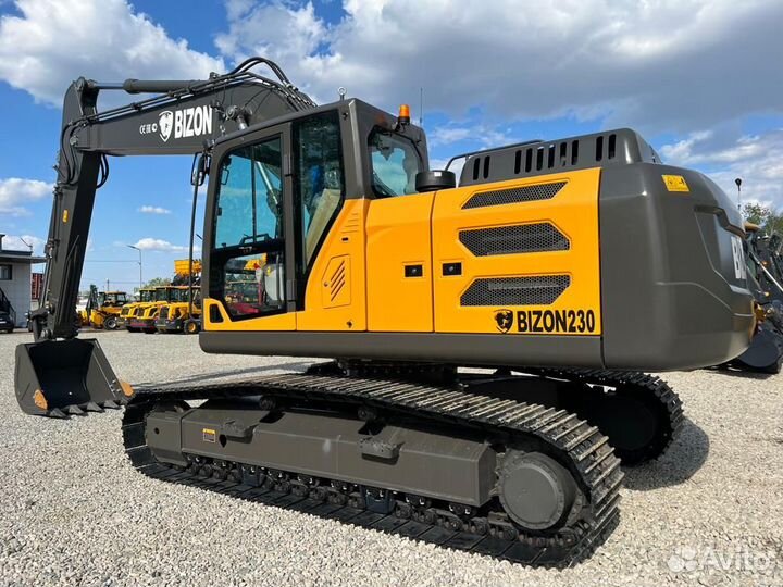 Гусеничный экскаватор Bizon 230, 2023