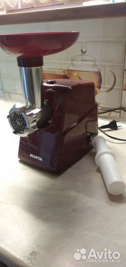 Мясорубка электрическая