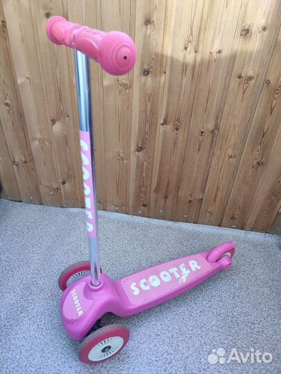 Самокат детский трехколесный