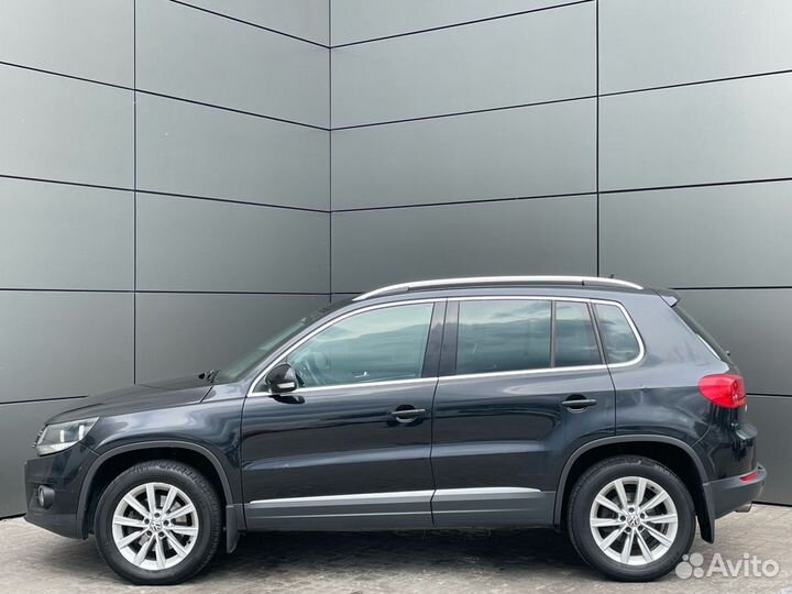 Volkswagen Tiguan 2.0 AT, 2011, 215 000 км