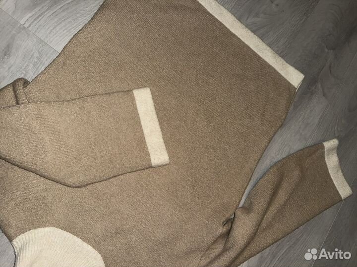 Свитер женский