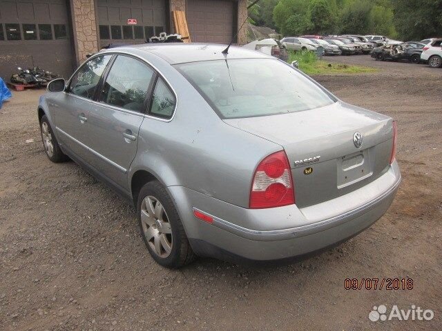 Разбор на запчасти Volkswagen Passat 5