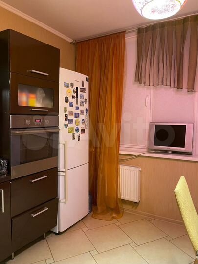 2-к. квартира, 70,4 м², 4/10 эт.