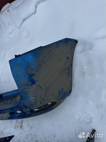 Бампер на LADA largus