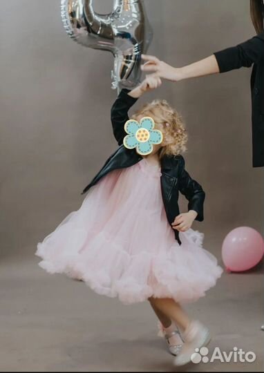Детское пышное праздничное нарядное платье 110-116