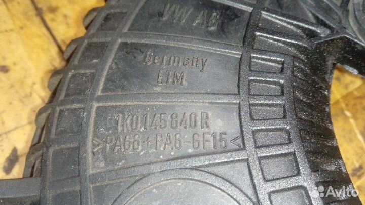 Патрубок интеркулера Skoda Superb 2012