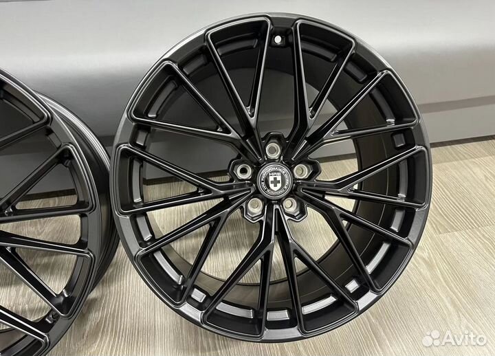 Диски одноширокие WM2667 R19 5*112 на Audi Skoda