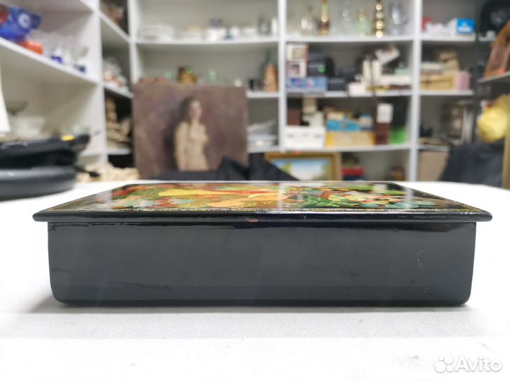 Шкатулка лаковая Коробейники Г. Борзых Липецк (Ч)