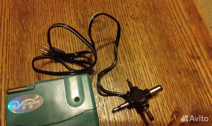 Портативное зарядное устройство SU-W318V