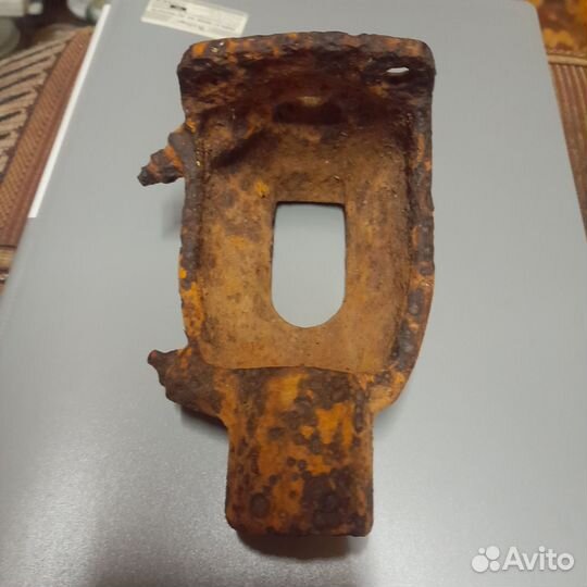 Газ аа. Корпус помпы
