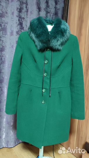 Пальто женское зимнее размер 42