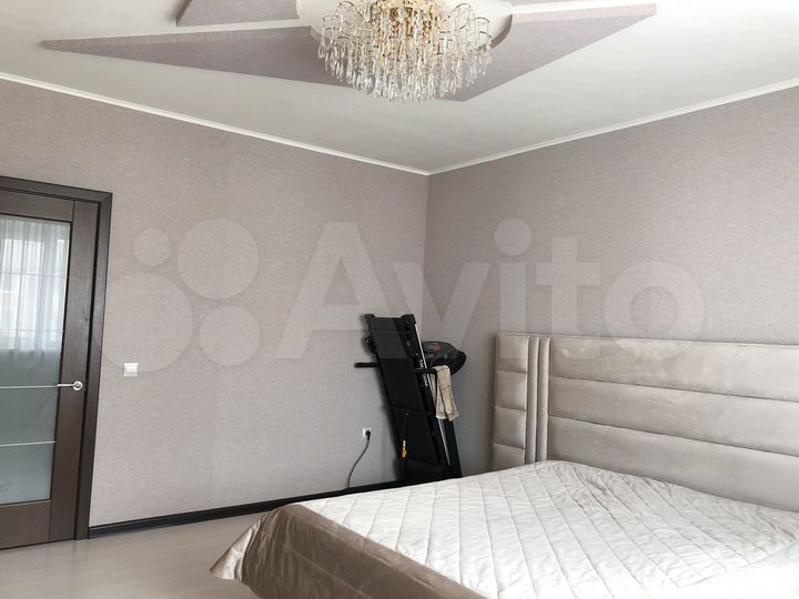 3-к. квартира, 89 м², 5/6 эт.