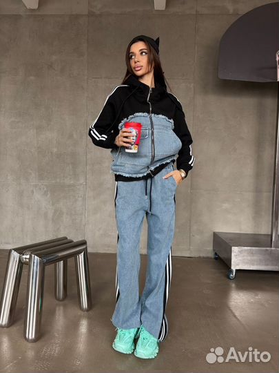 Джинсовая костюм