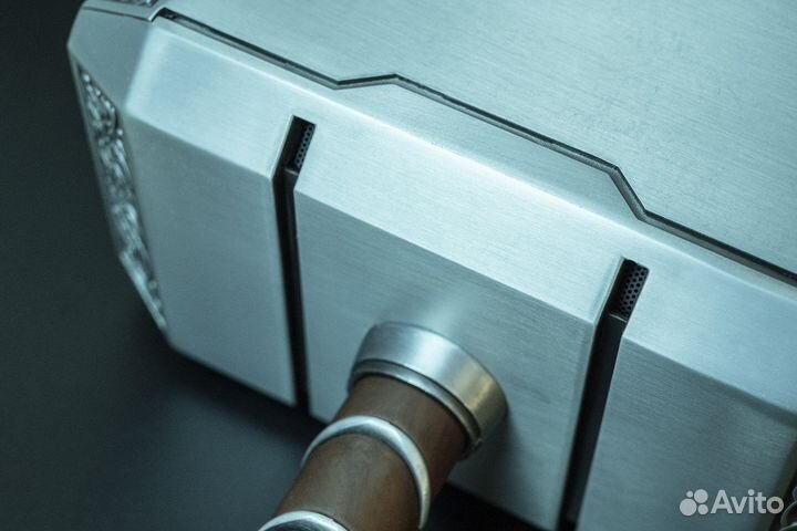 Молот Тора 1:1 со звуком на заказ