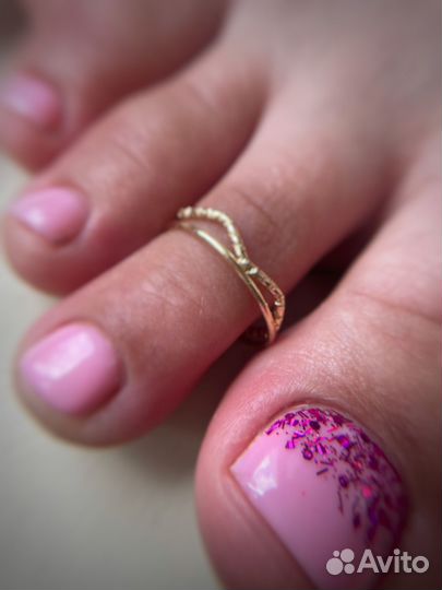 Педикюр маникюр